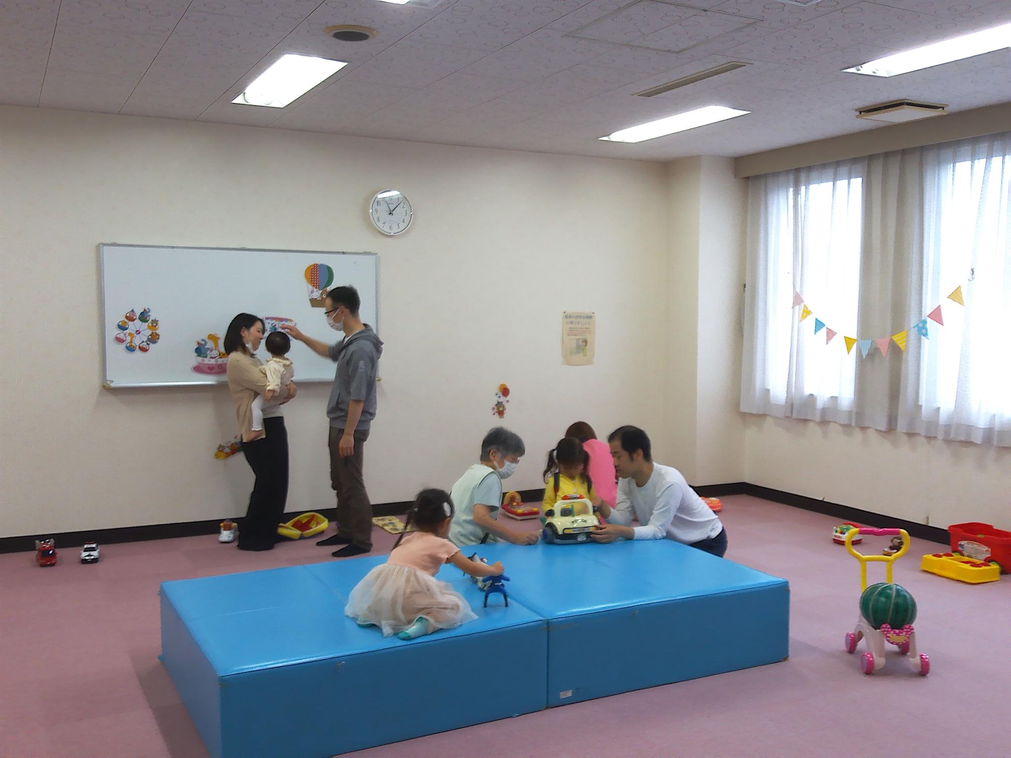 色々なおもちゃで遊びました。