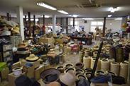 作業場全体を見渡す風景の写真
