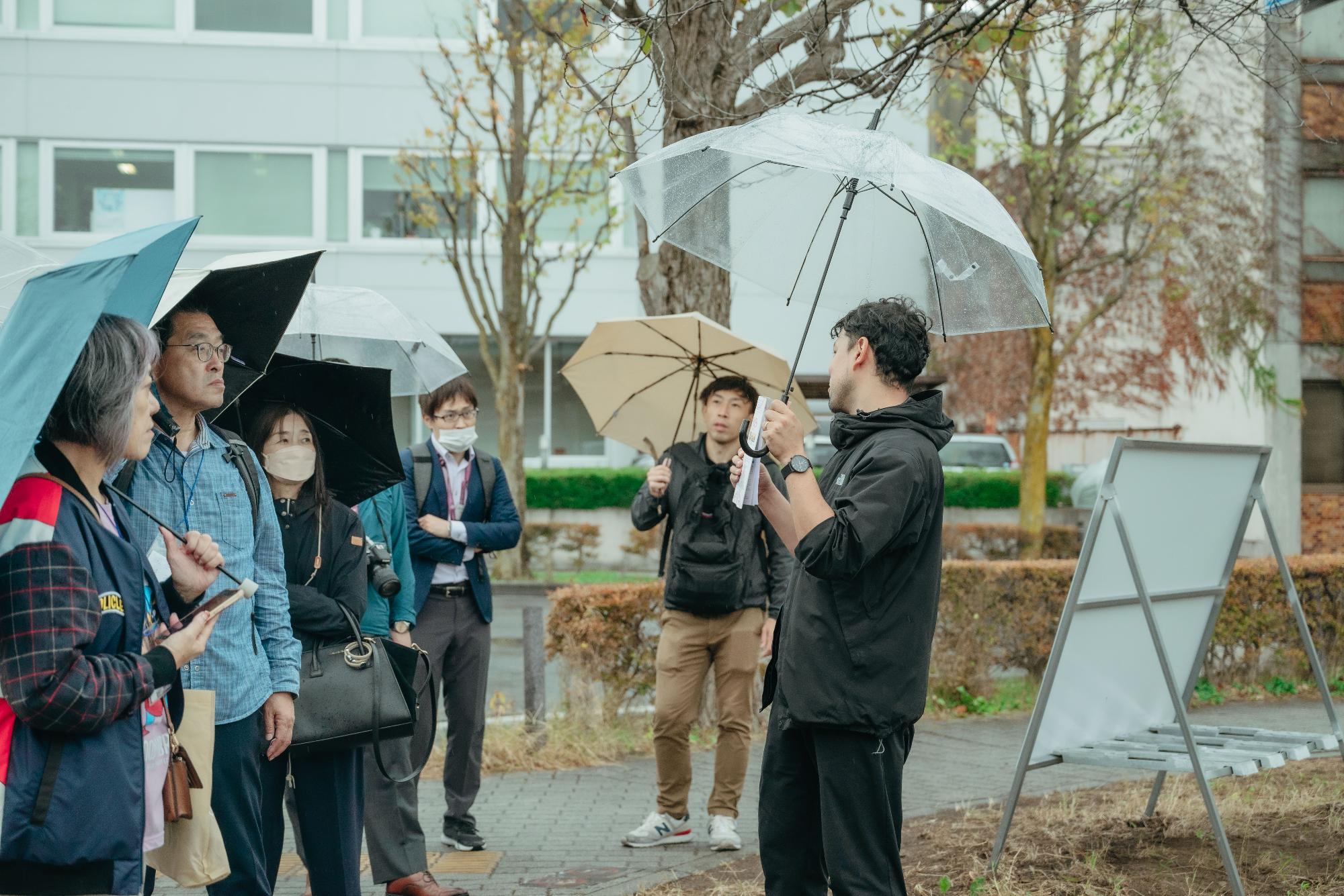 現場視察の様子