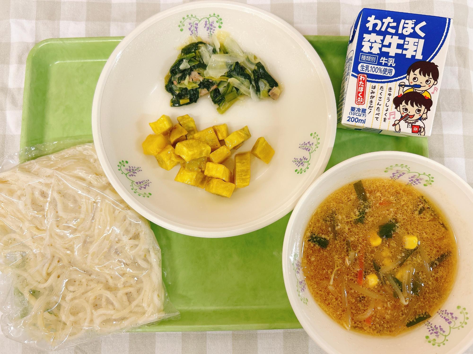 さつまいもを使った学校給食
