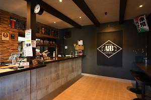 筒屋の店内