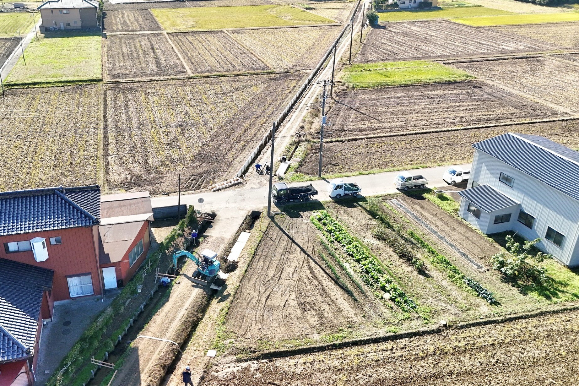 水路工事現場の空撮写真