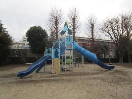 旧倉松公園の遊具