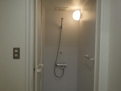 改修後のシャワー室