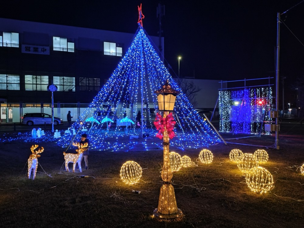 南桜井駅前のイルミネーション