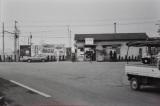 改築が進み大きくなった昭和40年代の豊春駅の白黒写真