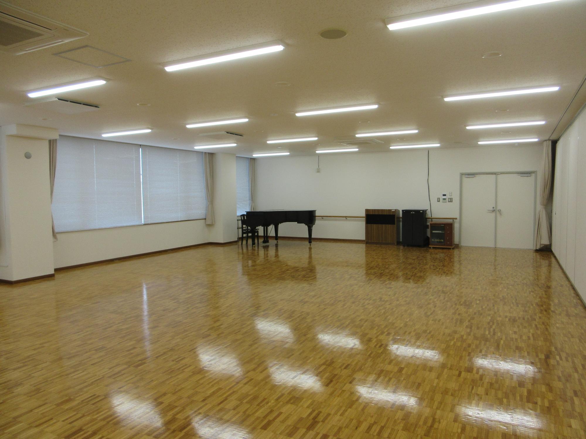 庄和市民センター正風館3階の講義室（1）内部の写真