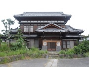 とても大きなお屋敷です。
